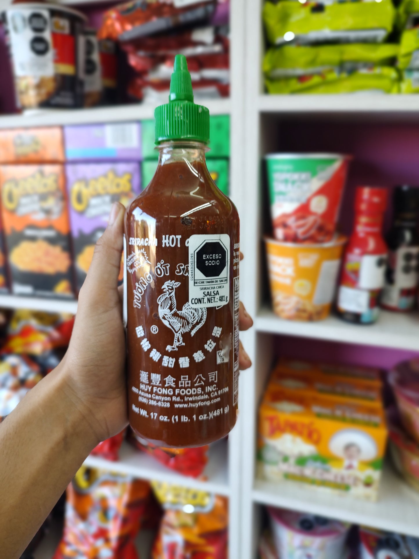 Sriracha hot pequeña